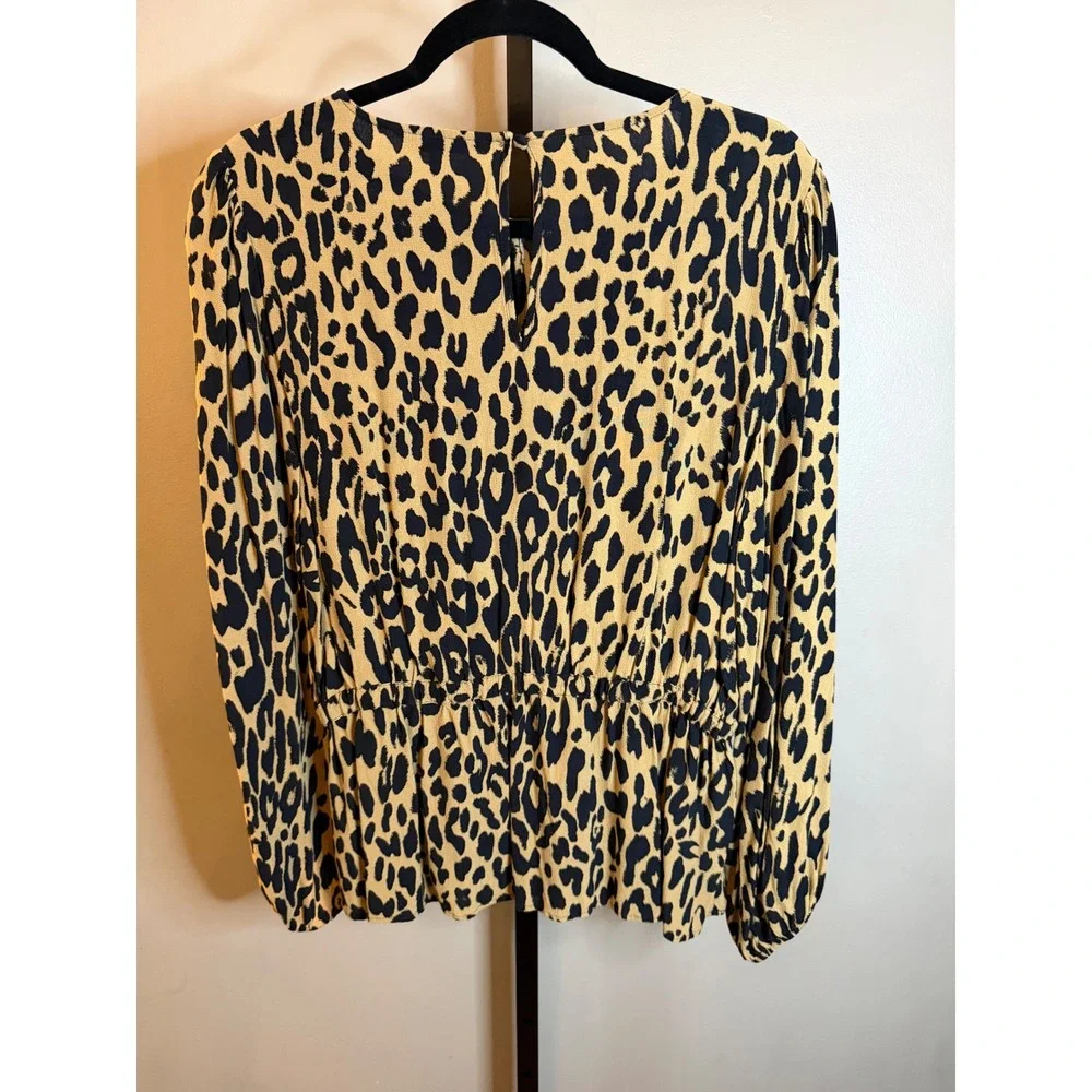 Banana Republic Leopard Print Peplum Blouse Tan Black Long Sleeve Large